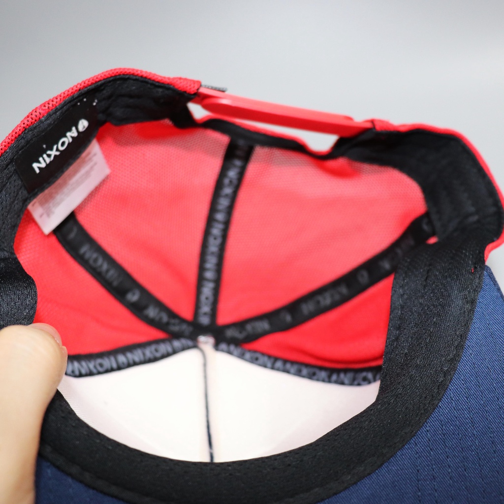 Nón NHS Snapback Xanh Đen Lươi Đỏ NIXON Nix008.