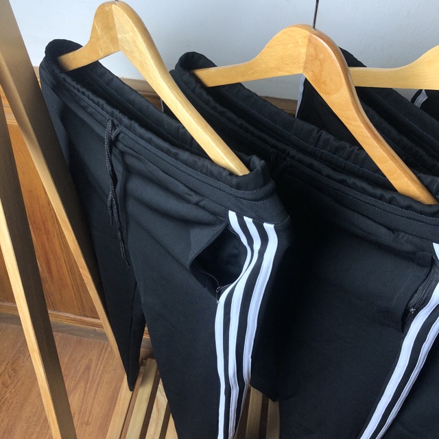 Quần Jogger Nam 3 sọc trắng bo chun | BigBuy360 - bigbuy360.vn