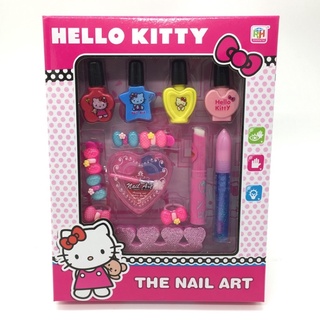 Đồ chơi trang điểm son môi cho bé