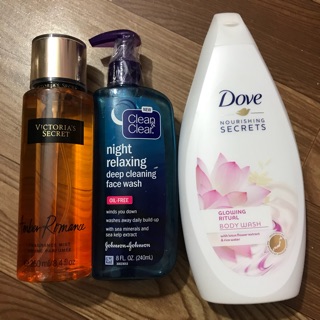 Gel rửa mặt Clean & Clear Night Relaxing Deep Cleaning Face Wash