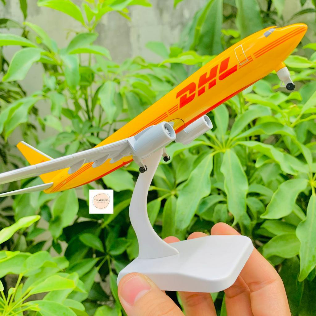 Mô Hình Trưng Bày Máy Bay Cargo Boeing 737-800 DHL Chuẩn Đẹp.