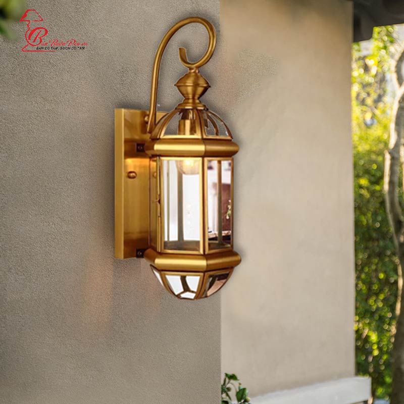 Đèn Gắn Tường Ngoài Trời ĐÈN TRANG TRÍ GIÁ BUÔN Thân Bằng Đồng Và Chụp Đèn Thủy Tinh Chống Gỉ, Oxy Hóa, Ẩm Ướt B6007