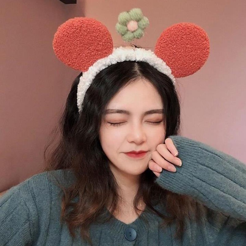 (Hàng Mới Về) Băng Đô Cài Tóc Đính Quả Bóng Lông Xinh Xắn Cho Nữ