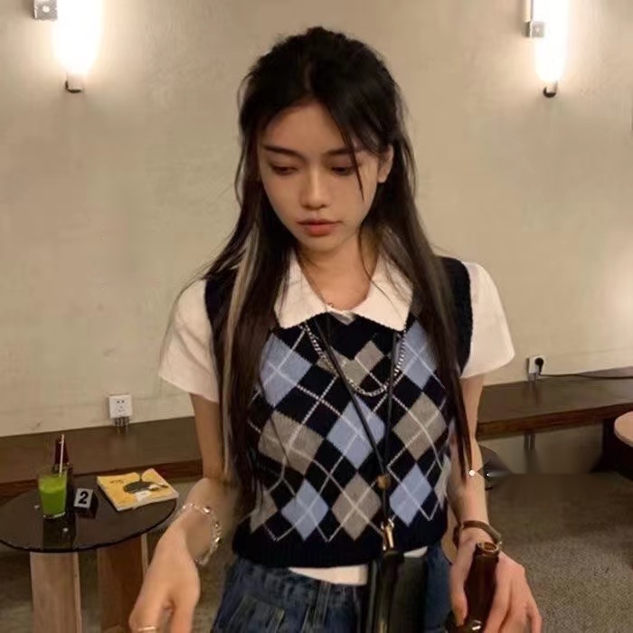 Áo Dệt Kim Không Tay Dáng Ngắn Họa Tiết Sọc Caro Phong Cách Retro Anh Quốc