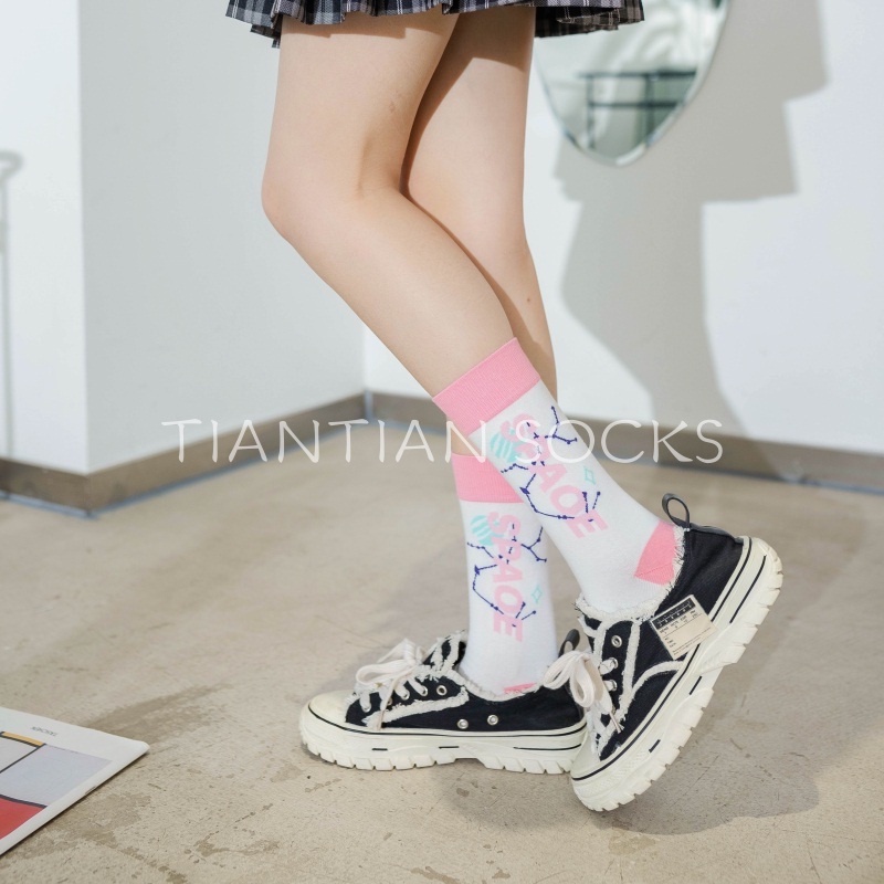 TIAN TIAN T111 Tất nữ cổ cao mới về Vớ thể thao trượt ván cổ vừa họa tiết hoạt hình kiểu Nhật Bản  thời trang