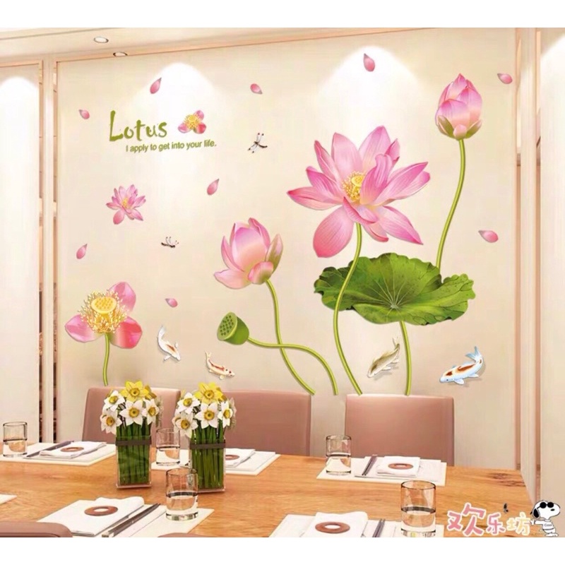 Decal dán tường sen hồng cánh to.