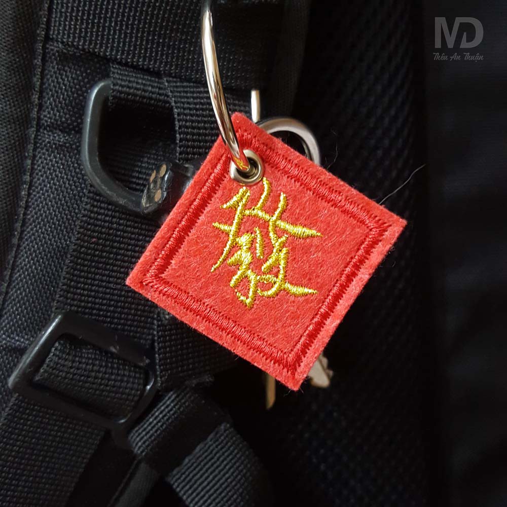 Móc treo chìa khóa vải thêu độc đáo - Chữ Phát - chữ nôm