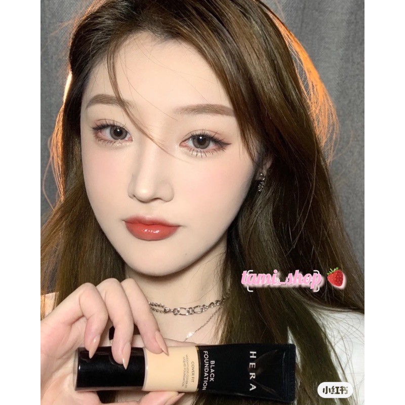 KEM NỀN MINI HERA BLACK FOUNDATION | BigBuy360 - bigbuy360.vn
