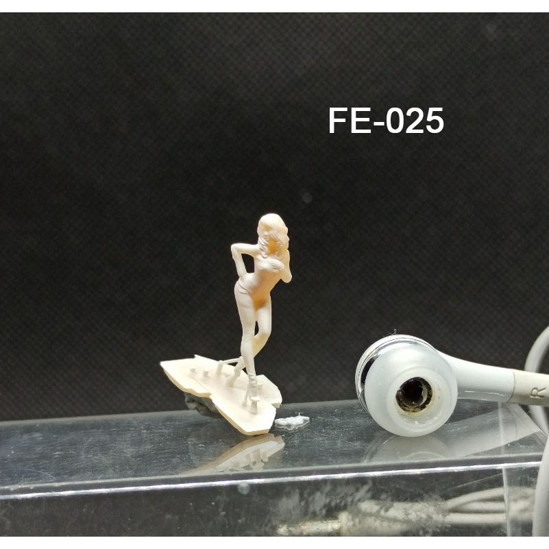 Mô hình Figure In resin tỷ lệ 1:64