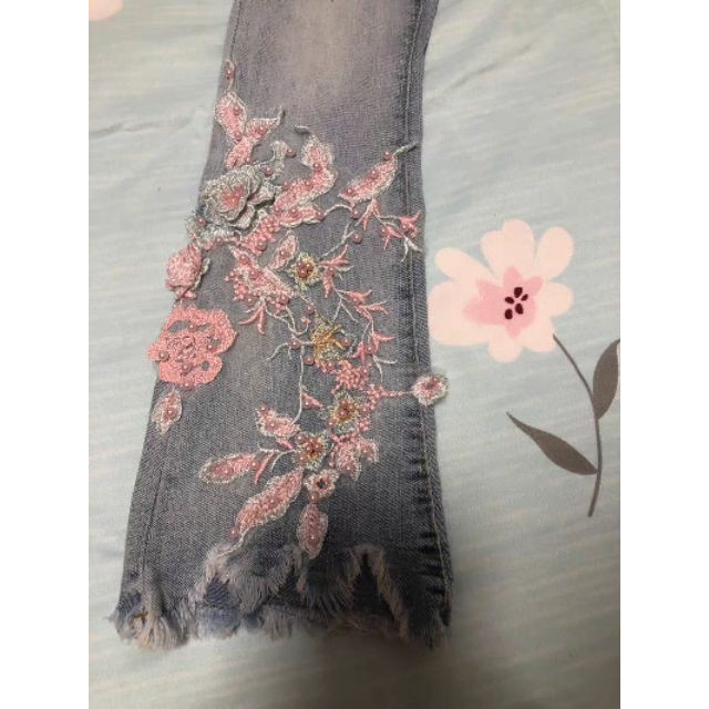 [HÀNG ORDER ]_ Quần jeans ống loe thêu hoa kết cườm 3D pc Hàn Quốc sang chảnh xịn đẹp (CÓ VIDEO & ẢNH THẬT)