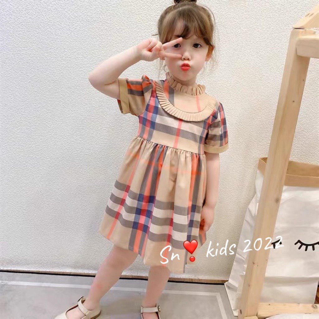 Váy xòe bé gái, váy kẻ bèo cổ và ngực sang xịn mịn cho bé