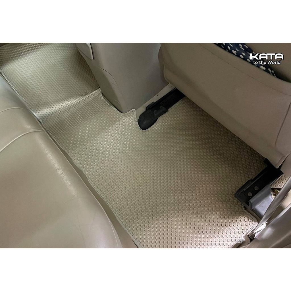 Thảm Lót Sàn Ô Tô KATA Cao Cấp Cho Xe Toyota Altis  - Không mùi, Không ẩm mốc, Dễ dàng vệ sinh