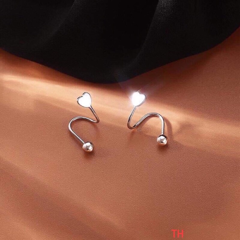 bông tai bạc cá tính. mẫu mới MC