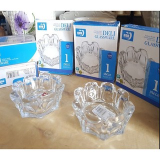 Gạt tàn thuốc lá  thủy tinh trong suốt mẫu hình cánh hoa cực đẹp