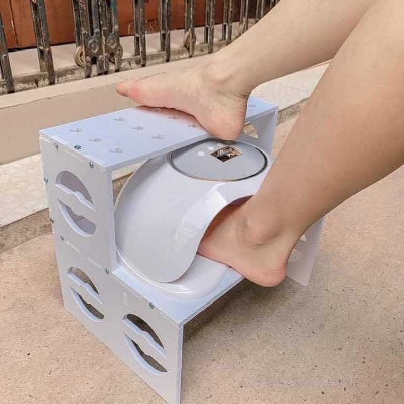 Kệ để chân làm nail