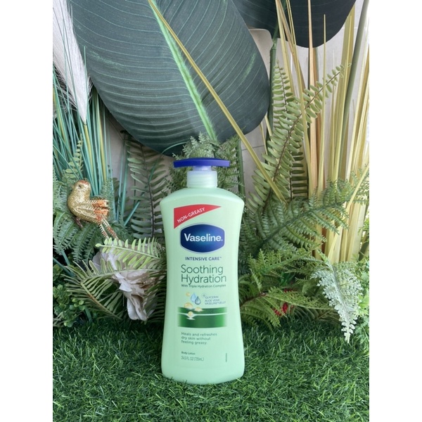 Sữa dưỡng thể trắng da toàn thân Vaseline của Mỹ loại 725ml