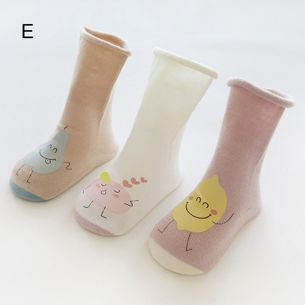 Set 3 tất cotton họa tiết hoạt hình đáng yêu cho bé