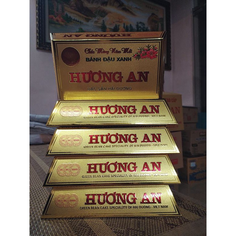 Bánh đậu xanh thỏi vàng