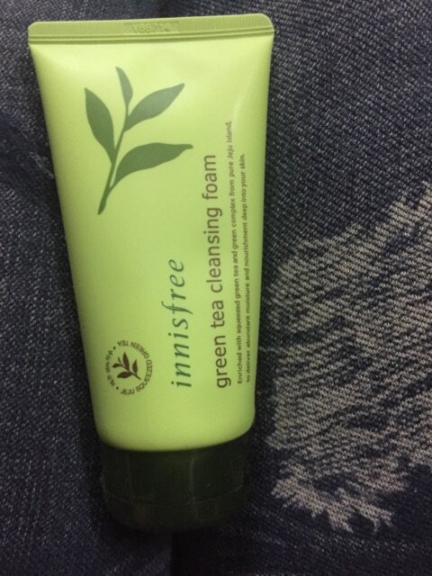 Sale 38% Sữa rửa mặt chiết xuất trà xanh Innisfree GREEN TEA