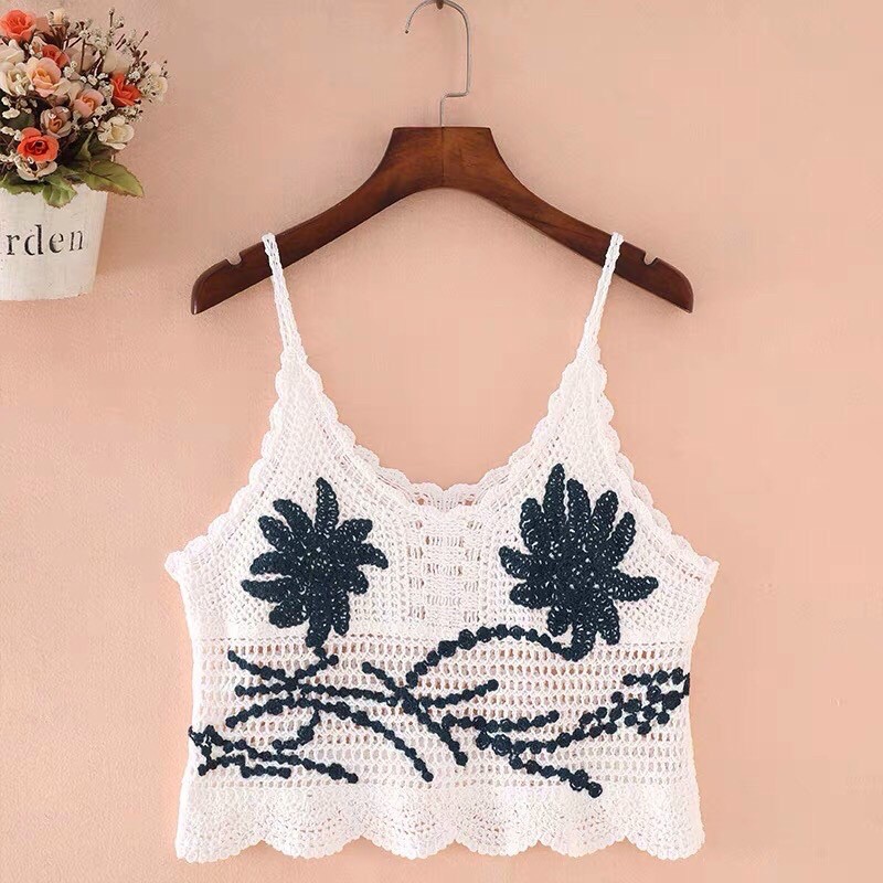 Áo 2 dây len sợi thêu hoa cọ nổi bật