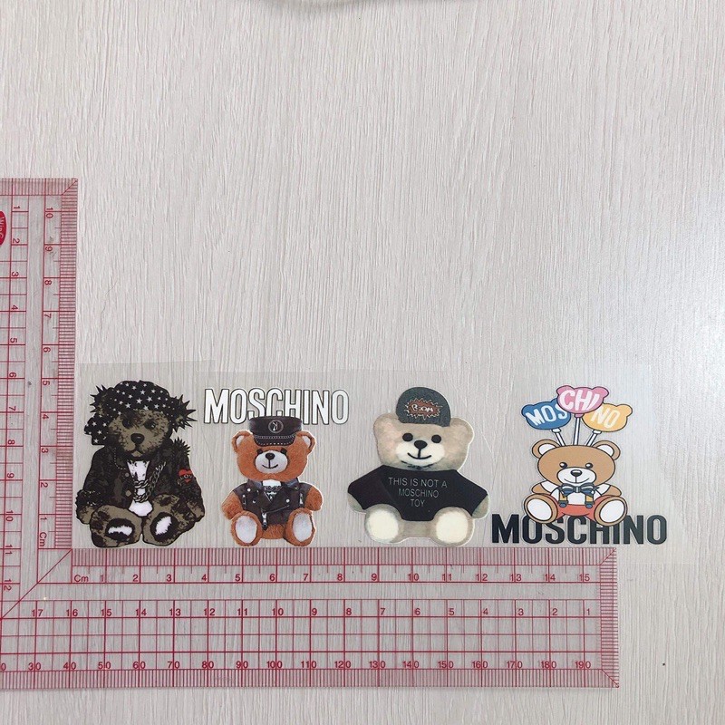 Sticker hình ủi nhiệt gấu