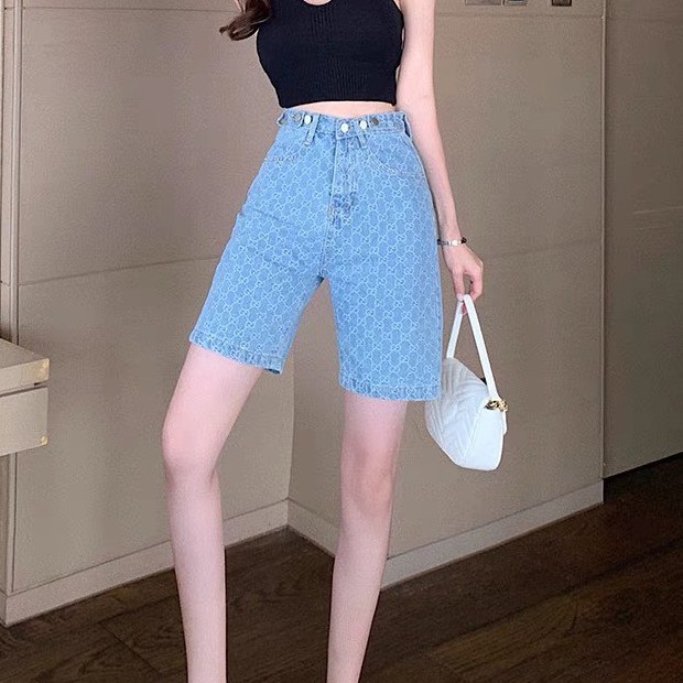 Quần Short Cap Cao Ống Rộng Họa Tiết Nổi Bật_C24