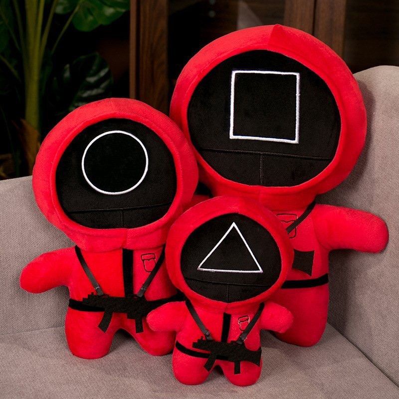 Gấu bông lính gác trong Trò chơi con mực- Squid Game 3 mặt vuông tròn tam giác đủ size loại 1