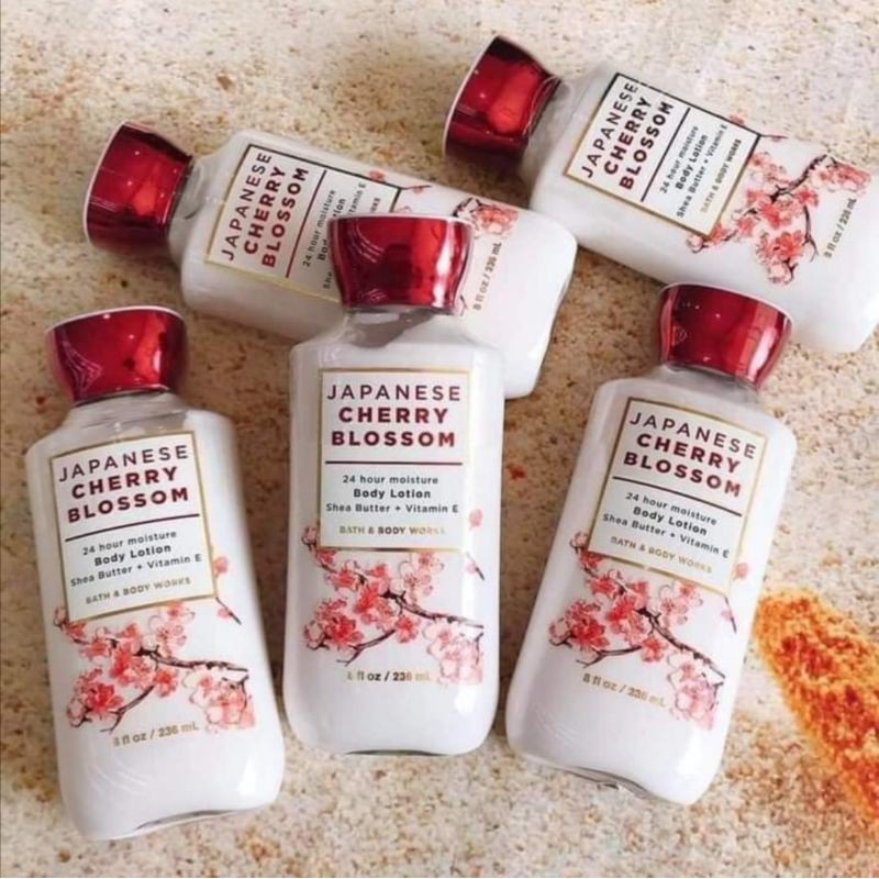 Dưỡng thể Japanese Cherry Blossom Body Lotion Bath Body Works 236ML - Mỹ