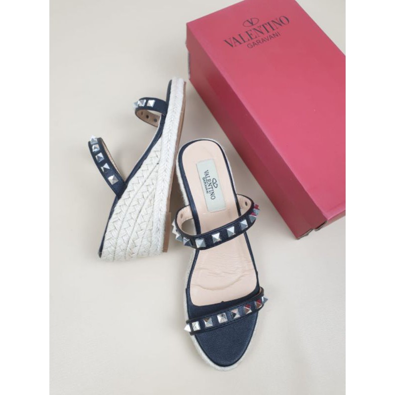 Valentino Giày Sandal Đế Xuồng 7cm Yc-3218 Thời Trang Trẻ Trung