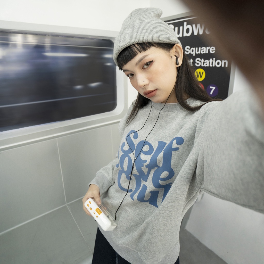 Áo sweater "Self Love Club" in nổi