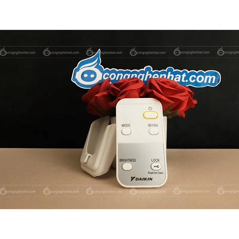 Máy lọc không khí Daikin MC55UVM6 Loại bỏ bụi mịn PM 2.5 Có remote - Hàng chính hãng - Bảo hành 12 tháng