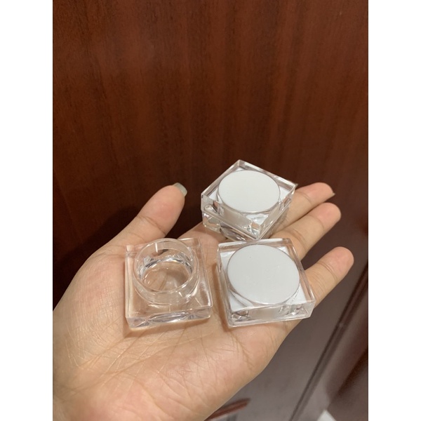 Hủ nhựa vuông G5 chứa 5g kem không nắp lót