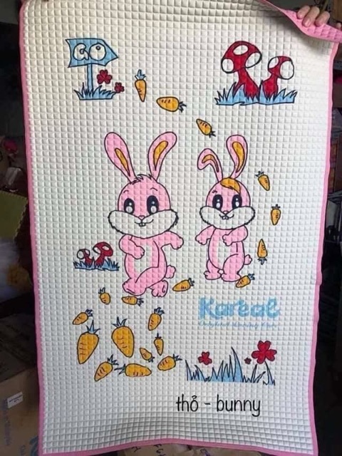 Nệm nước bé ka re on