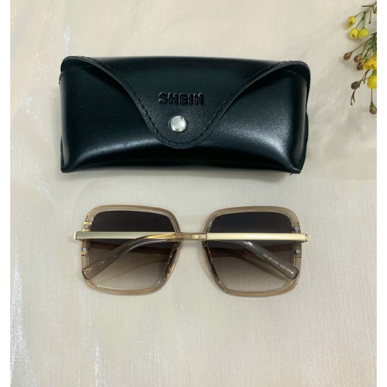Kính Shein full box chính hãng có mail mua hàng của web