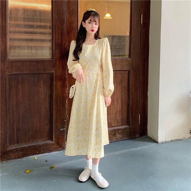 Đầm tay dài in hoa màu vàng nhạt thời trang mùa thu mới cho nữ