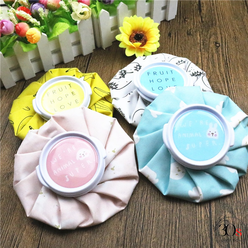 Túi chườm nóng lạnh lớp lót TPU chống thấm; giữ nhiệt tốt; nắp vặn chắc chắn