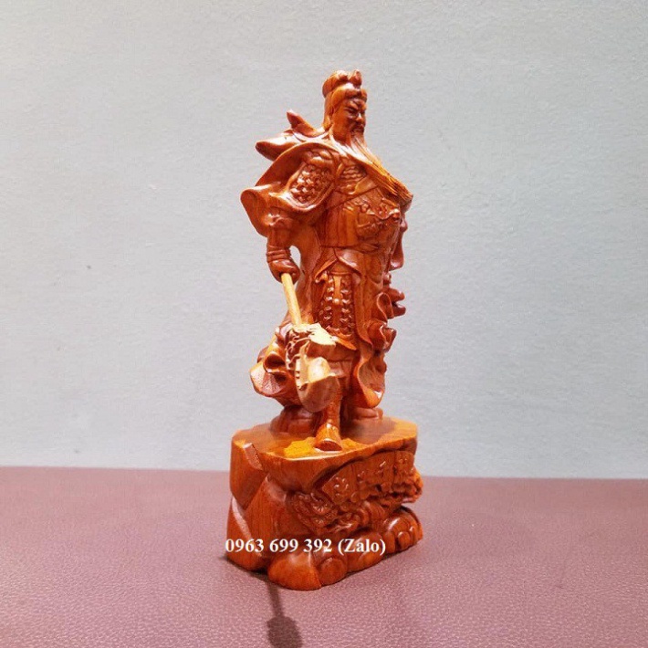 Tượng quan công gỗ hương