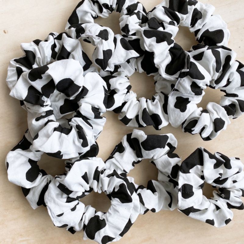 Scrunchies cột tóc bò sữa hottrend