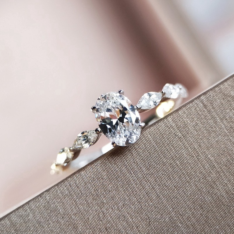 Thời Trang Nữ Sang Trọng Nhẫn Đứng Kim Cương