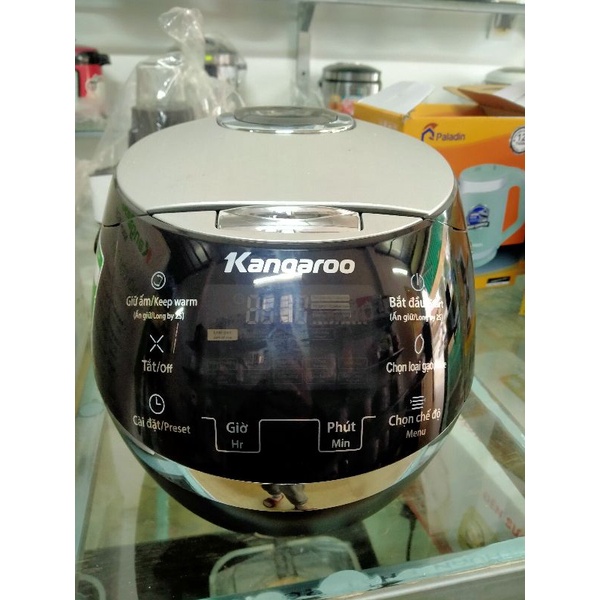 nồi cơm điện tử kangaroo 1,8l kg595 và model 18Dr8
