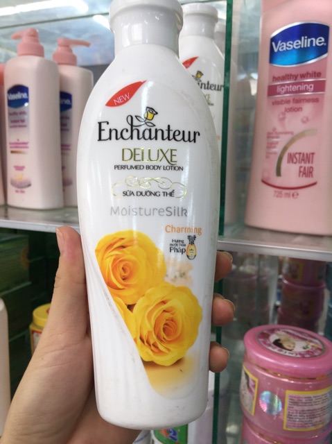 Sữa Dưỡng Thể Enchanteur Charming (200g) | BigBuy360 - bigbuy360.vn