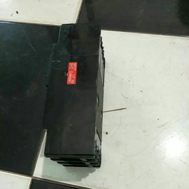 CB  chống dựt