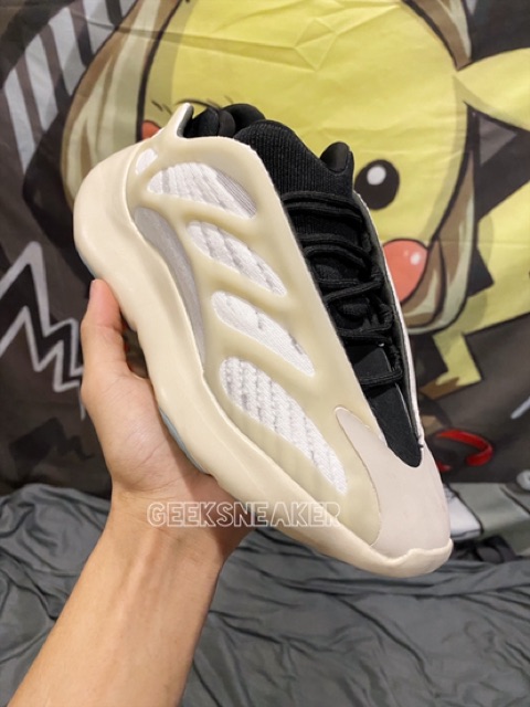 [GeekSneaker] Stock X + Giày Yeezy 700v3 Azeal [a862]