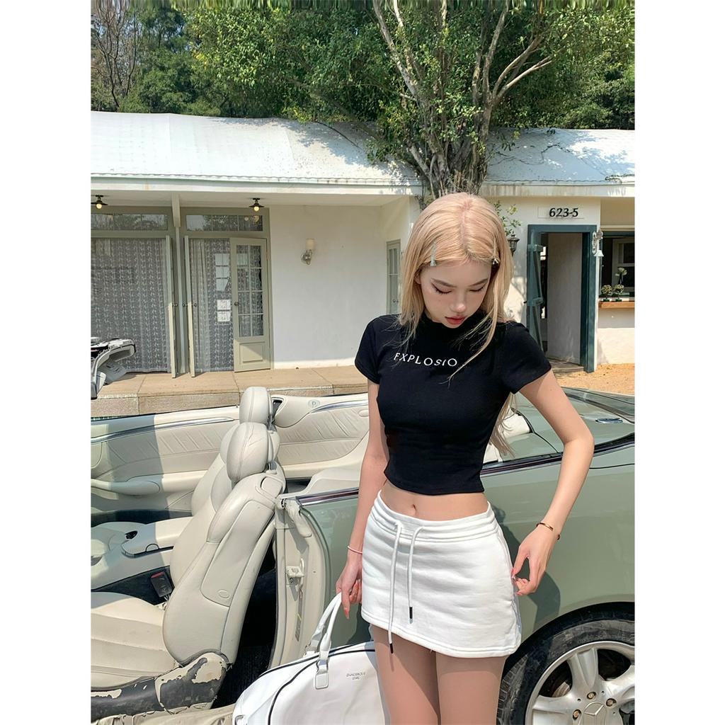 Set Áo Thun Ngắn Tay + Chân Váy Lưng Cao Thời Trang Hàn Cho Nữ