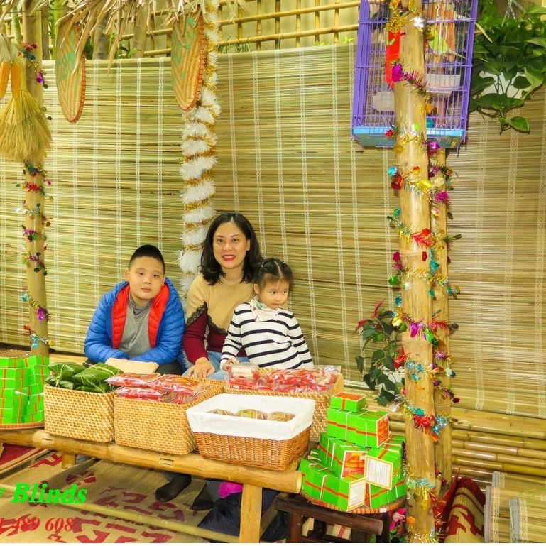 Mành tre che nắng mưa  ngang 1.5x2 có ròng rọc dây kéo thanh treo