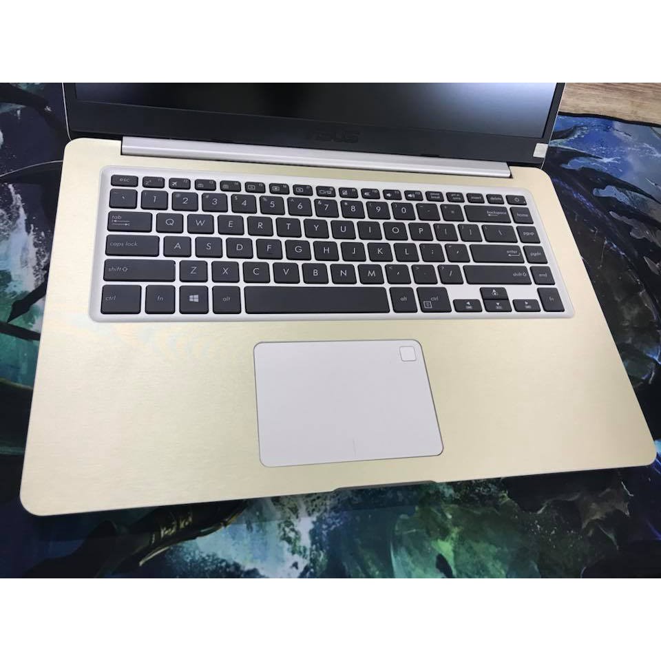 Tấm dán nhôm xước cho laptop