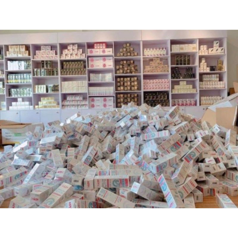 NSX:1/4/2021]XỊT CHỐNG NẮNG TRẮNG DA 2LADY BỌT BIỂN ĐÁ LẠNH SPF 50+ | BigBuy360 - bigbuy360.vn