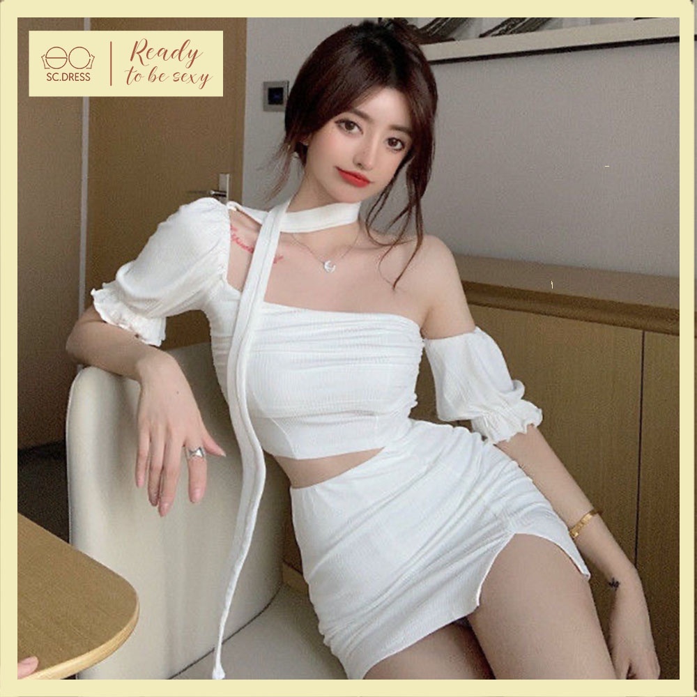 Set áo trắng croptop tay bồng mix chân váy chữ A xẻ tà kèm khăn quàng cổ sexy phong cách US UK S00044