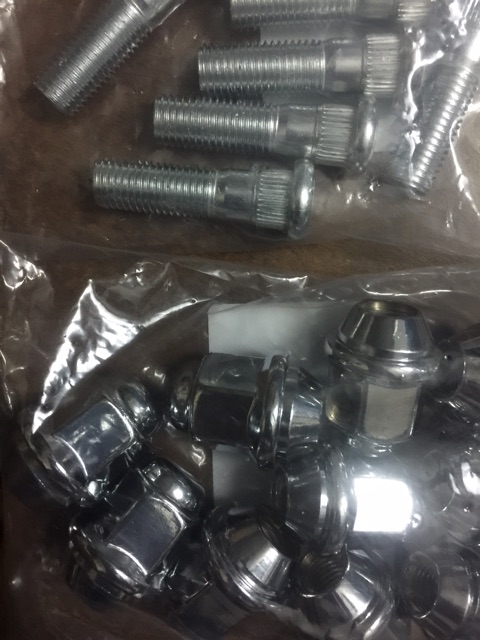 Bulong+ tắc kê ô tô đầu và chân ốc