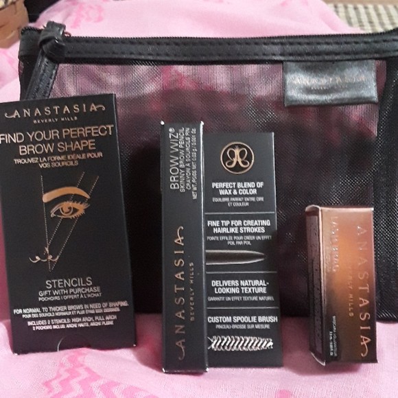 Chì kẻ mày Anastasia Beverly Hills Brow Wiz fullsize